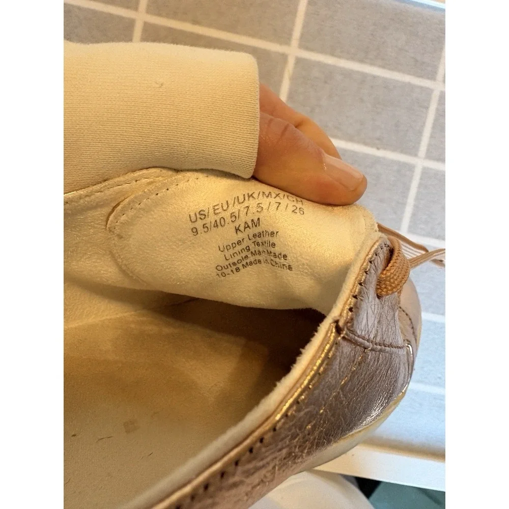 Steve Madden Leather‎ Gold Metallic Sneakers Womens size 9.5 Glitchy Glam Vibes